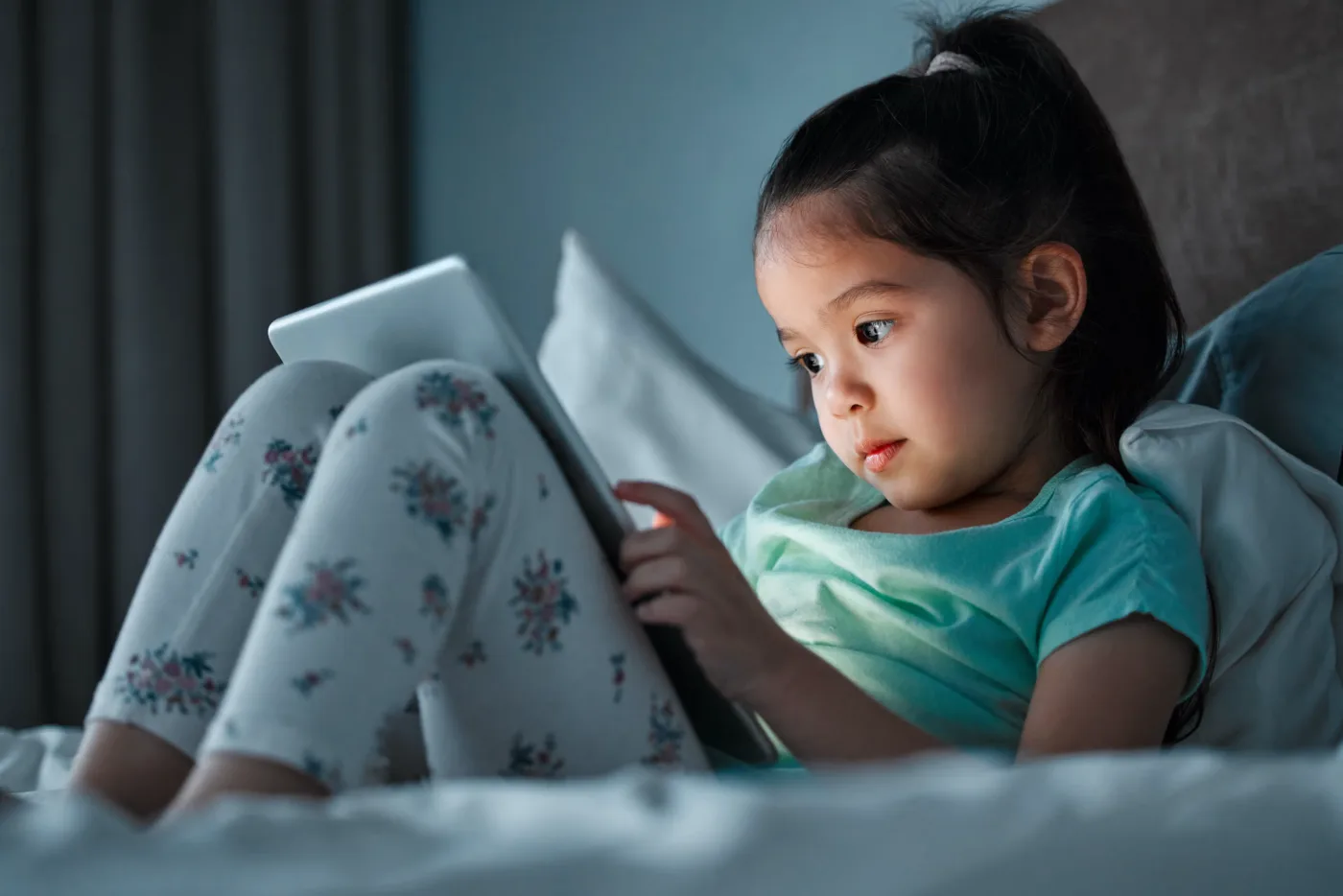 Screen Time and Your Kid's Eyes: What the Science Actually Says